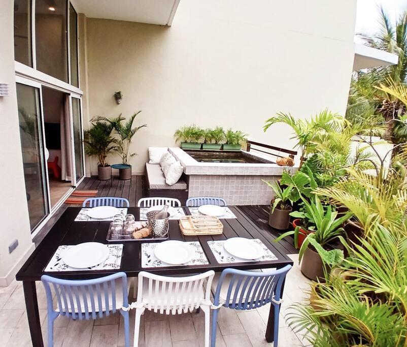 Seaside 3 Suites Penthouse With Pool Gym & Bbq Terrace Cap Malheureux Exterior photo